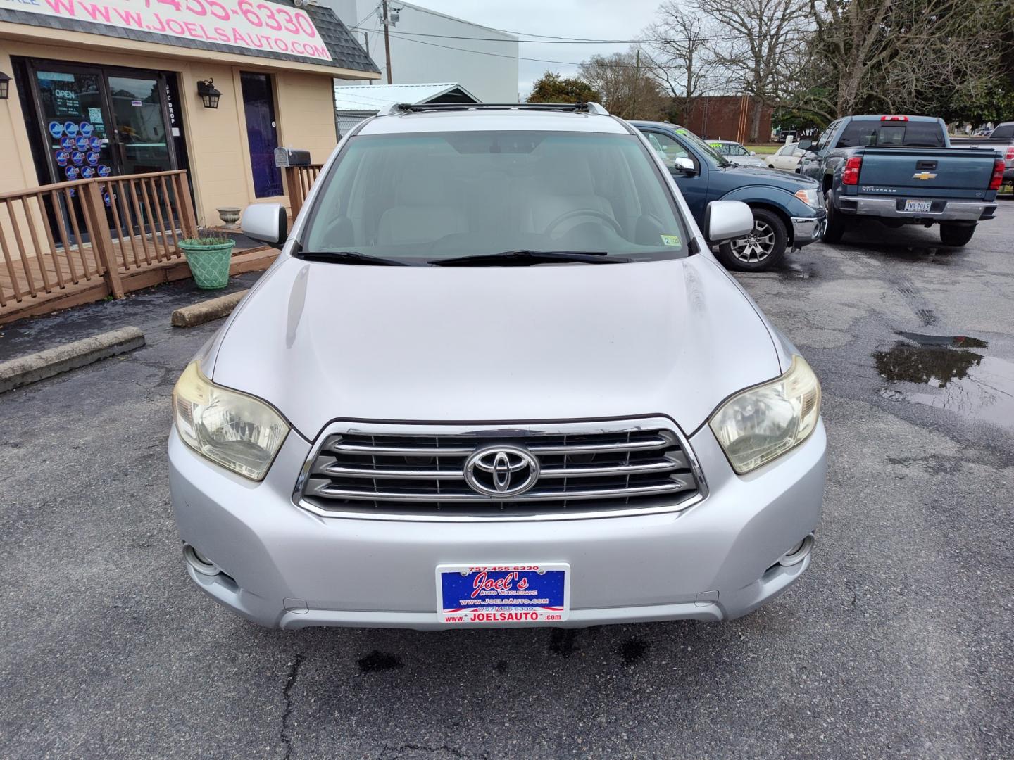 2009 Silver Toyota Highlander (JTEES42AX92) , located at 5700 Curlew Drive, Norfolk, VA, 23502, (757) 455-6330, 36.841885, -76.209412 - Photo#3